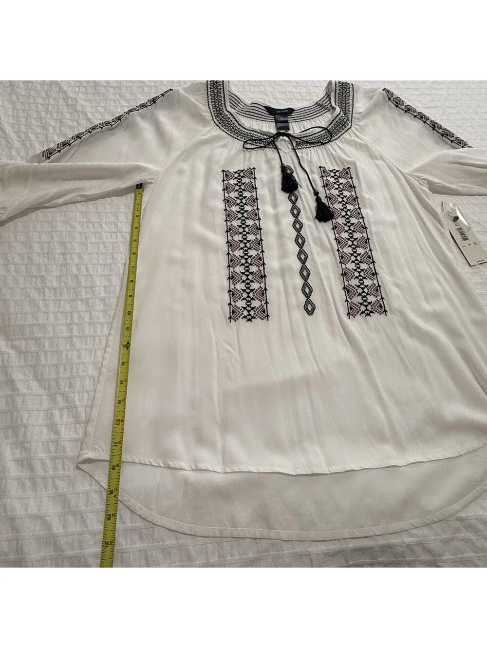 Ali Miles Embroidered Tunic Top Geo Tribal Boho Tassel Tie Neck M Medium NWT